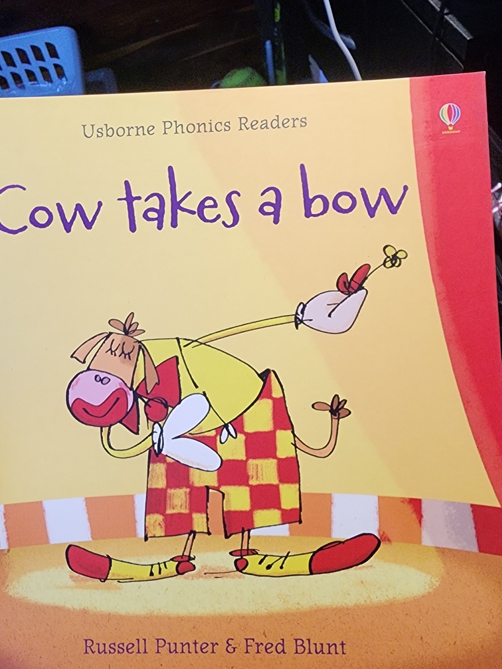 Usborne Cow Takes a Bow — Yellow and Red Kids Book